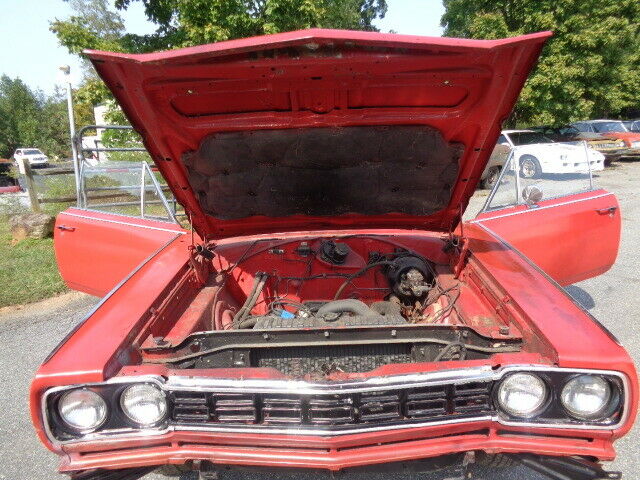 Plymouth Road Runner 1968 image number 13