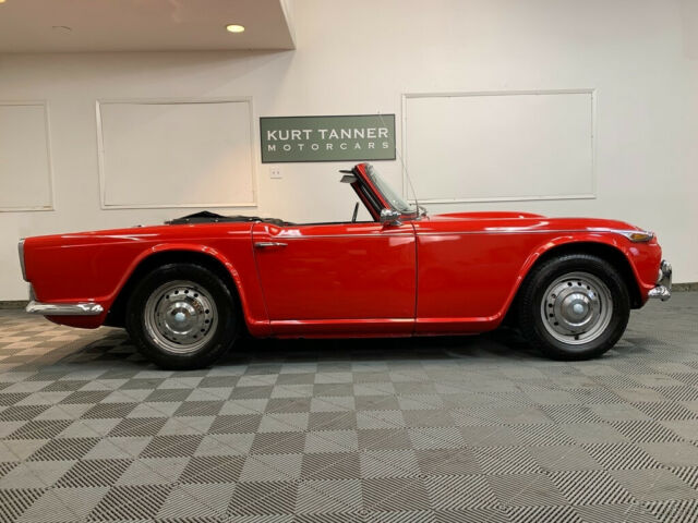 Triumph TR4A 1967 image number 19