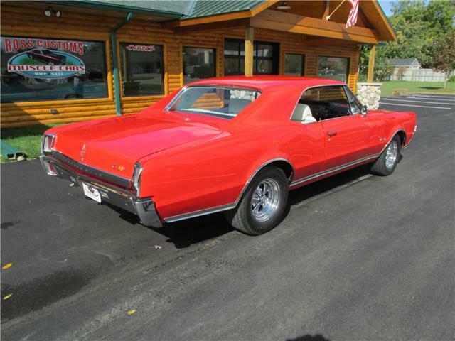 Oldsmobile Cutlass 1967 image number 18