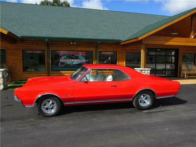 Oldsmobile Cutlass 1967 image number 9