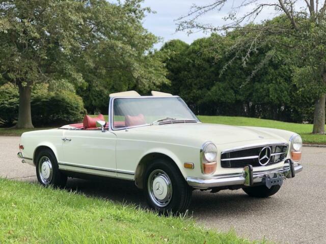 Mercedes-Benz SL-Class 1971 image number 1