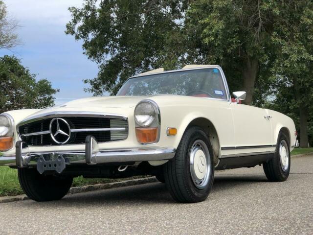 Mercedes-Benz SL-Class 1971 image number 41