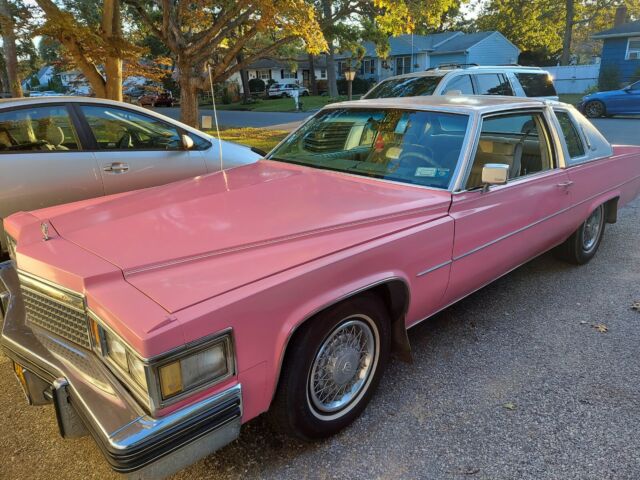 Cadillac DeVille Coupe 1979 image number 15