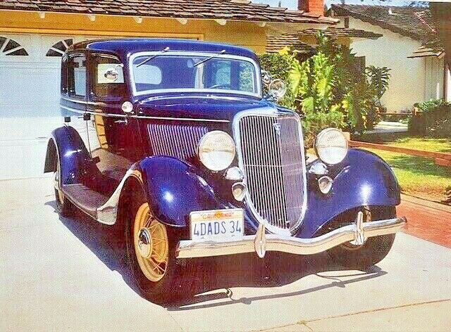 Ford Deluxe 1934 image number 24