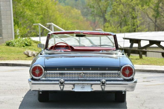 Ford Galaxie 1963 image number 32