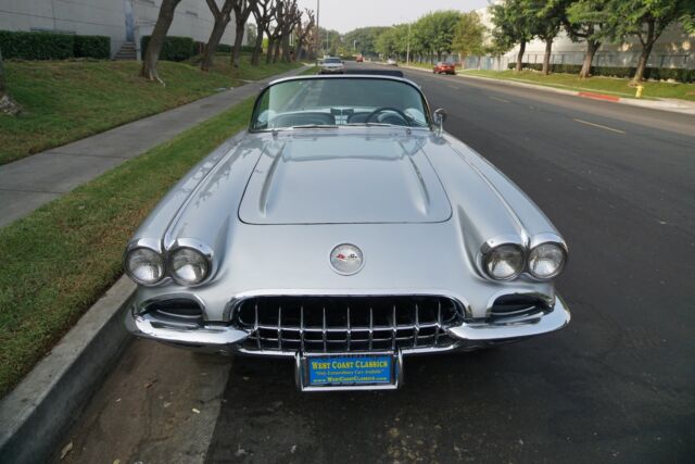 Chevrolet Corvette 283/270HP 2x4V V8 Convertible 1959 image number 11