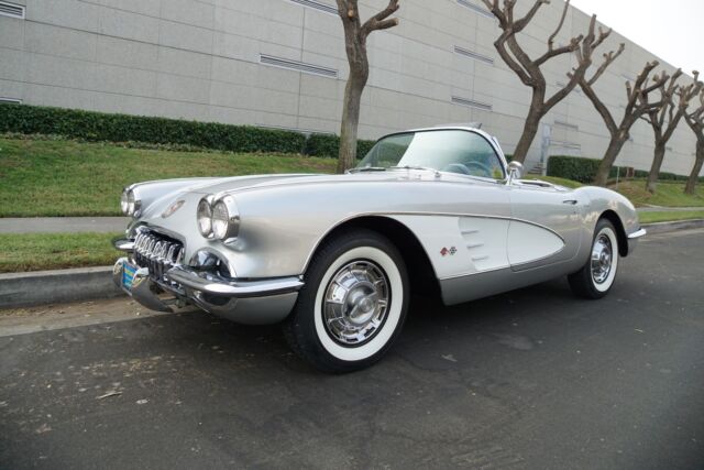 Chevrolet Corvette 283/270HP 2x4V V8 Convertible 1959 image number 4