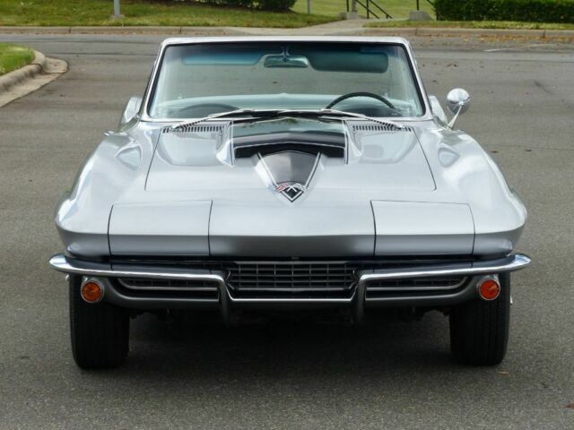 Chevrolet Corvette 1966 image number 27