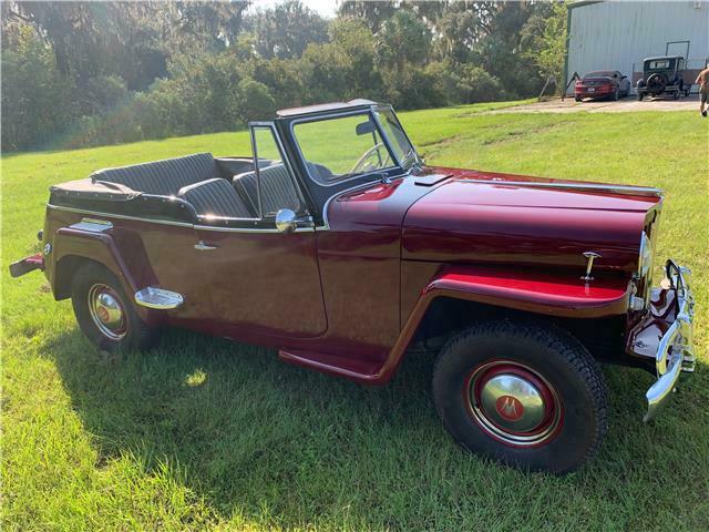 Willys Jeepster 1949 image number 28