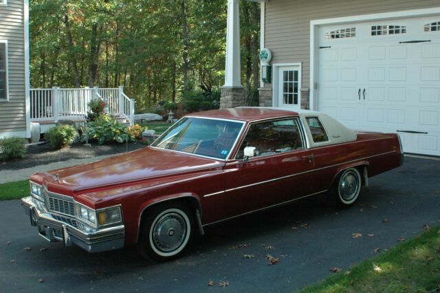 Cadillac DeVille 1977 image number 26