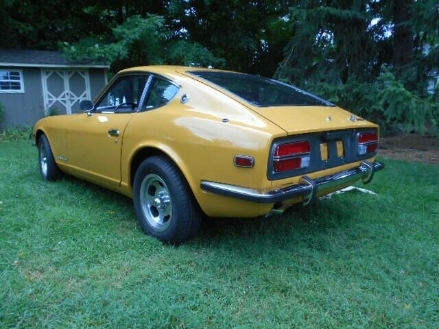 Datsun Z-Series 1971 image number 1