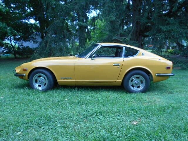 Datsun Z-Series 1971 image number 2