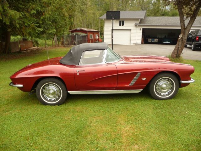 Chevrolet Corvette 1962 image number 27