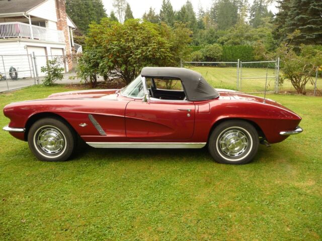 Chevrolet Corvette 1962 image number 30