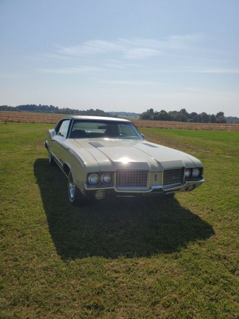 Oldsmobile Cutlass 1972 image number 34