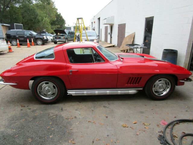 Chevrolet Corvette 1967 image number 45