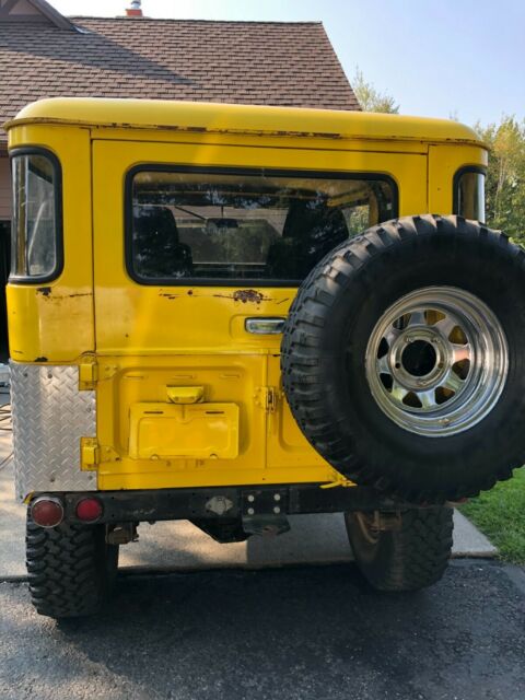 Toyota FJ Cruiser 1968 image number 16