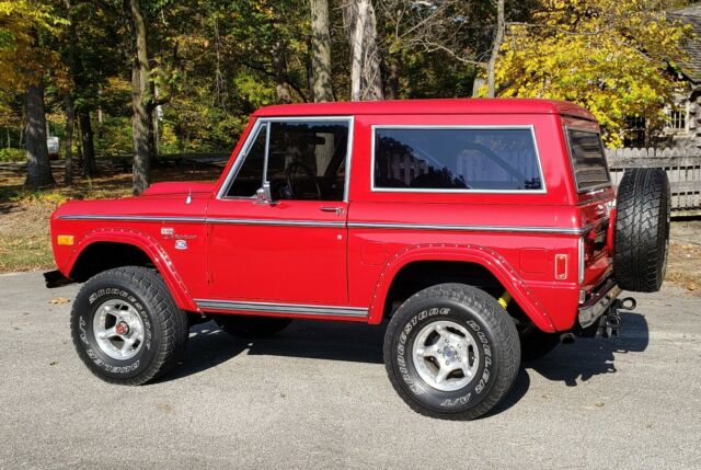 Ford Bronco 1977 image number 2