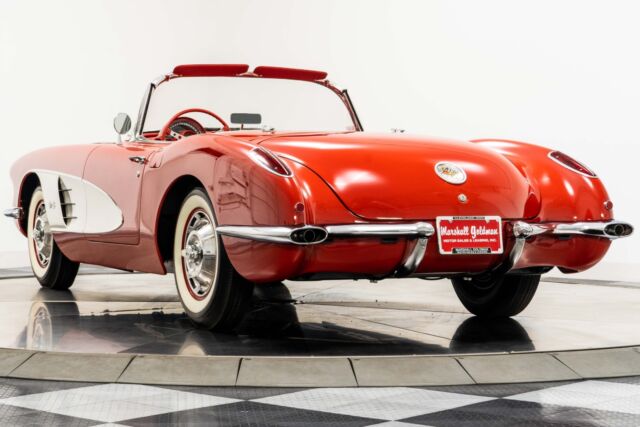 Chevrolet Corvette 1960 image number 29