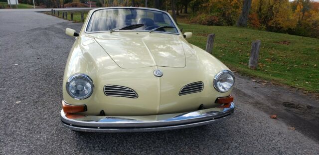 Volkswagen Karmann Ghia 1973 image number 7