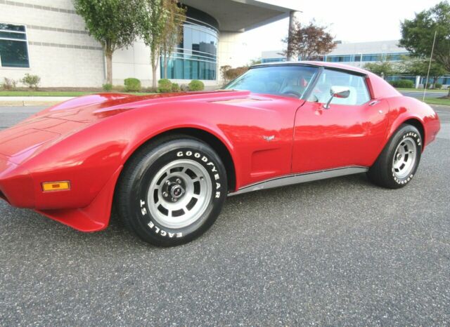 Chevrolet Corvette 1977 image number 21