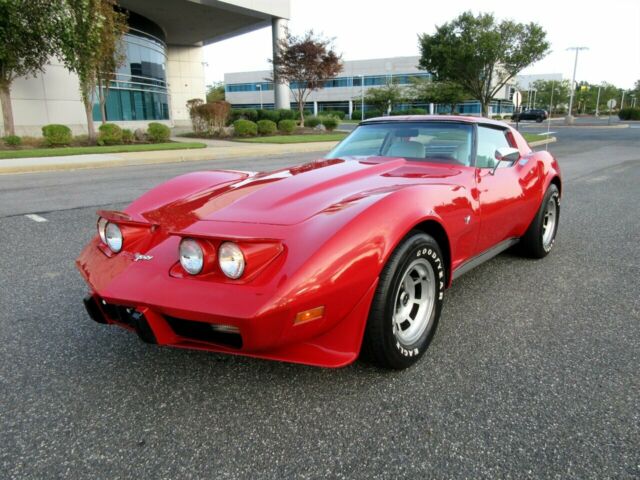 Chevrolet Corvette 1977 image number 28