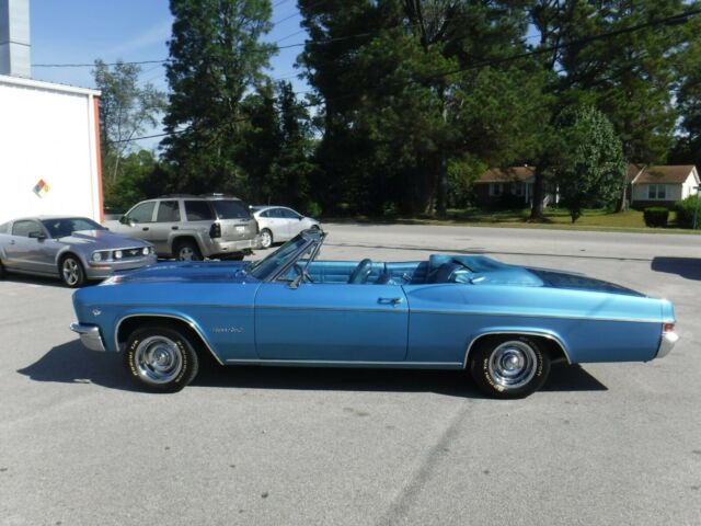 Chevrolet Impala 1966 image number 47