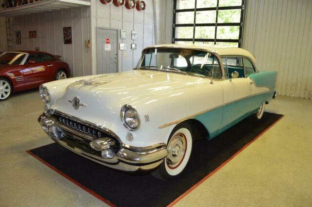 Oldsmobile Eighty-Eight 1955 image number 2