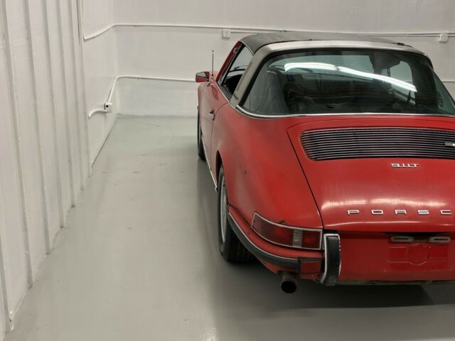 Porsche 911 1972 image number 4