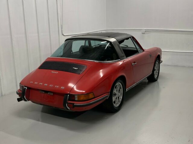 Porsche 911 1972 image number 6