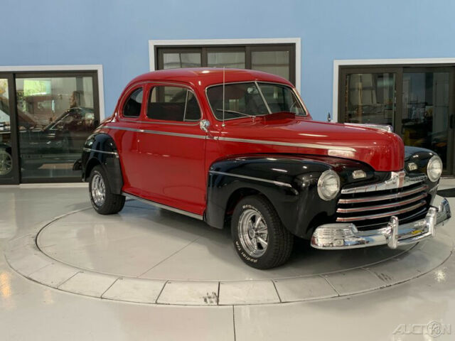 Ford Super Deluxe 1946 image number 6