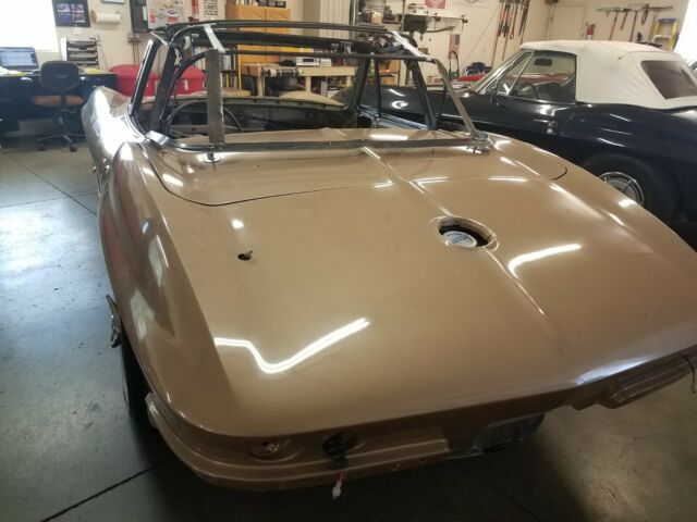 Chevrolet Corvette 1963 image number 27