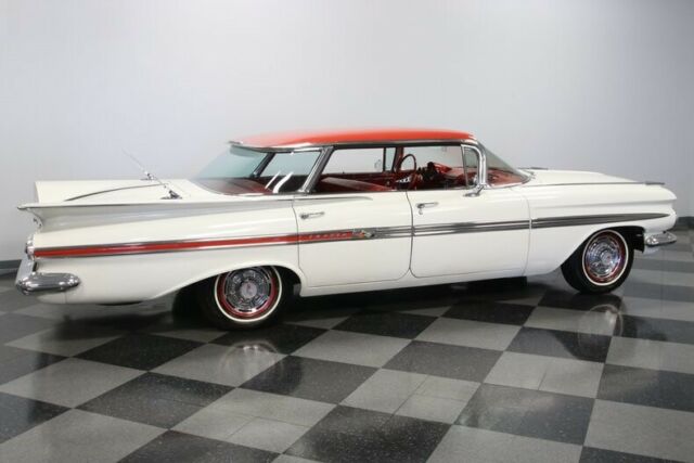 Chevrolet Impala 1959 image number 14