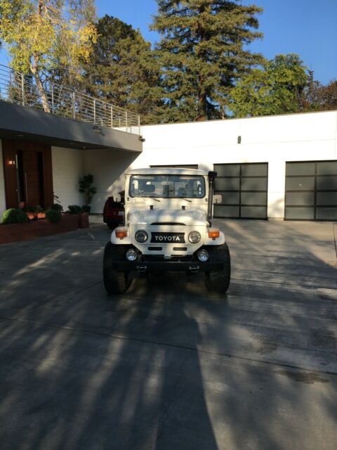 Toyota Land Cruiser 40 1977 image number 27