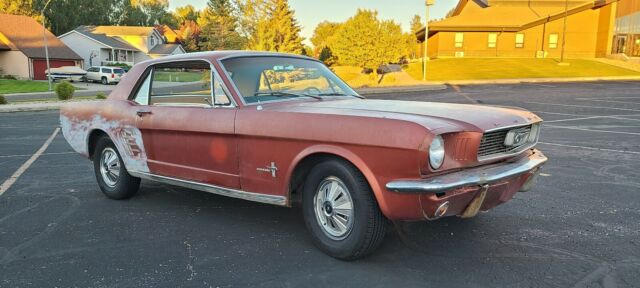 Ford Mustang 1966 image number 18