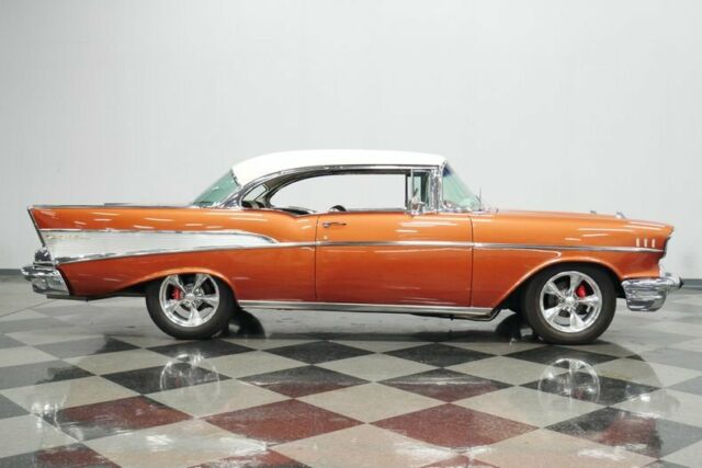 Chevrolet Bel Air/150/210 1957 image number 16