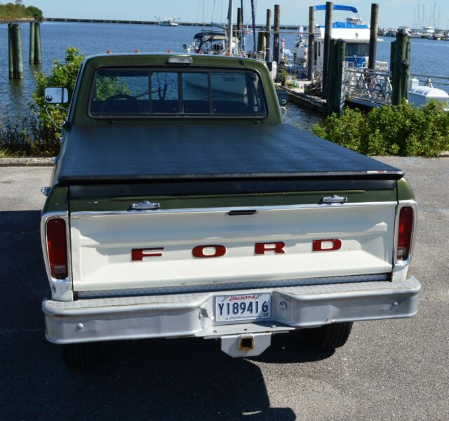 Ford F-250 1976 image number 15