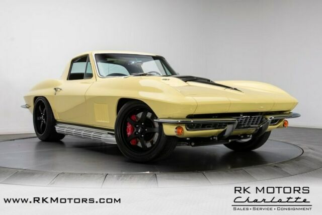 Chevrolet Corvette 1967 image number 21