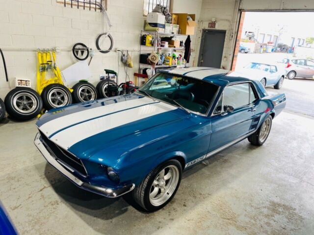 Ford Mustang 1967 image number 1