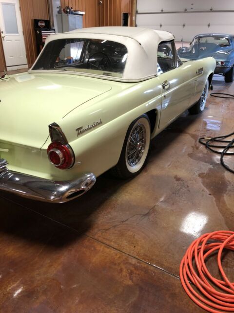 Ford Thunderbird 1956 image number 2