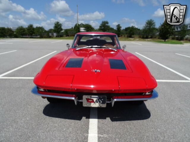 Chevrolet Corvette 1963 image number 12