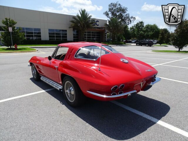 Chevrolet Corvette 1963 image number 21