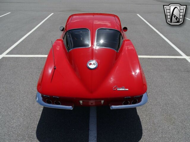 Chevrolet Corvette 1963 image number 23