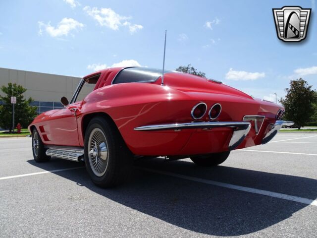 Chevrolet Corvette 1963 image number 46