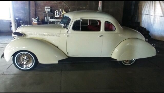 Hudson Terraplane 1937 image number 2