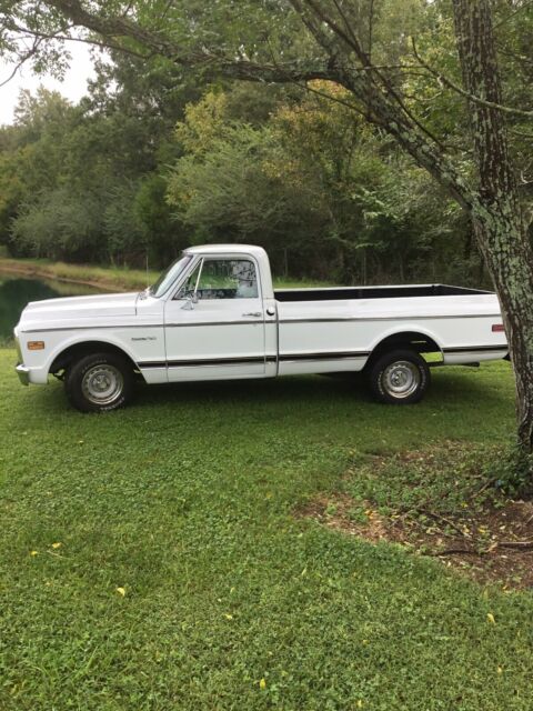 Chevrolet C-10 1970 image number 2