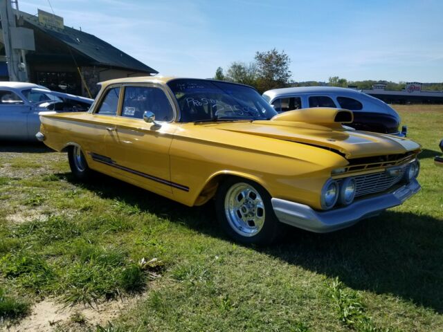 Chevrolet Biscayne 1961 image number 18