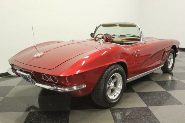 Chevrolet Corvette 1962 image number 13