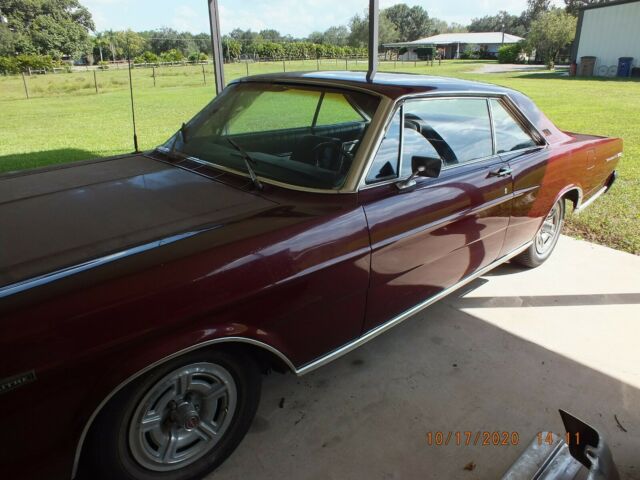 Ford Galaxie 1966 image number 0