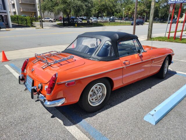 MG Roadster 1972 image number 15